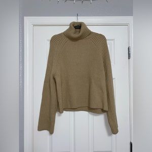 H&M Cozy Beige Turtleneck Sweater, Size M.